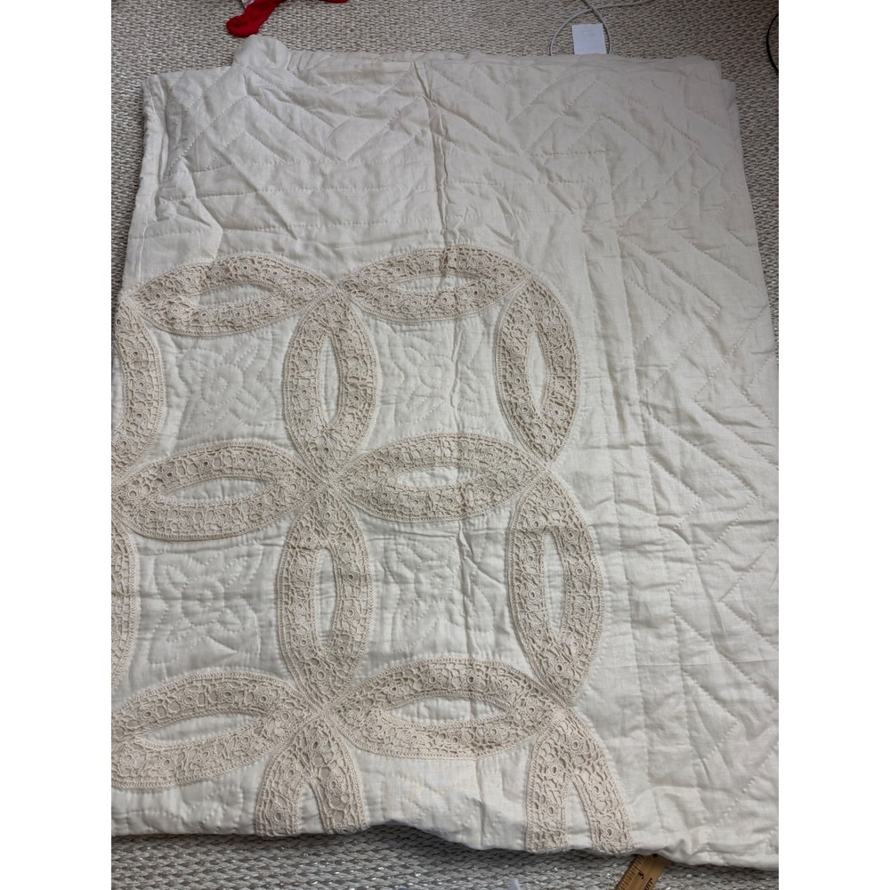 Vintage 1993 Linen Cotton Quilt Ivory Crochet Lace Applique twin Cottagecore - Picture 4 of 7